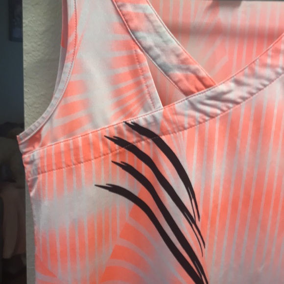 Jamie Sadock coral, white and black dry fit tennis tank - Picture 2 of 8
